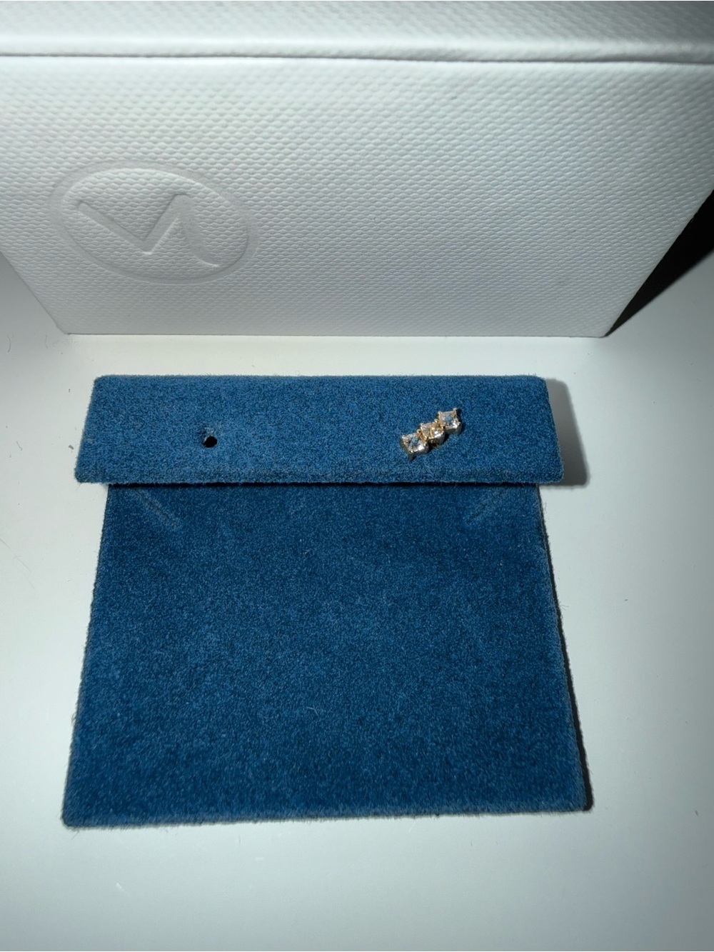 Mejuri Single Gold Topaz Bar Stud